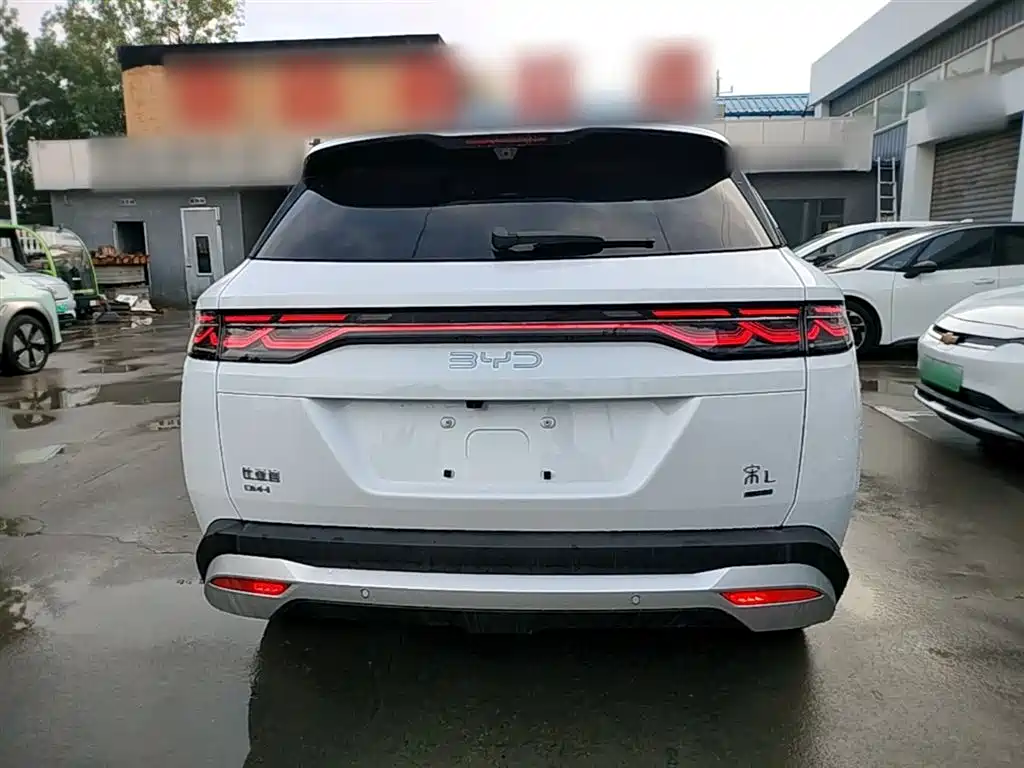 Song L DM-i Smart Drive 112 km Leading