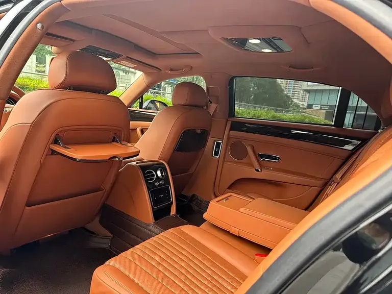 Bentley Flying Spur 4.0 T V8 Standard