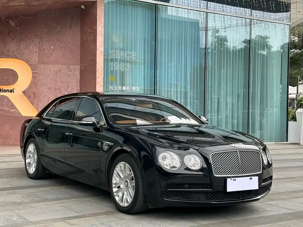 Flying Spur 4.0 T V8 Standard