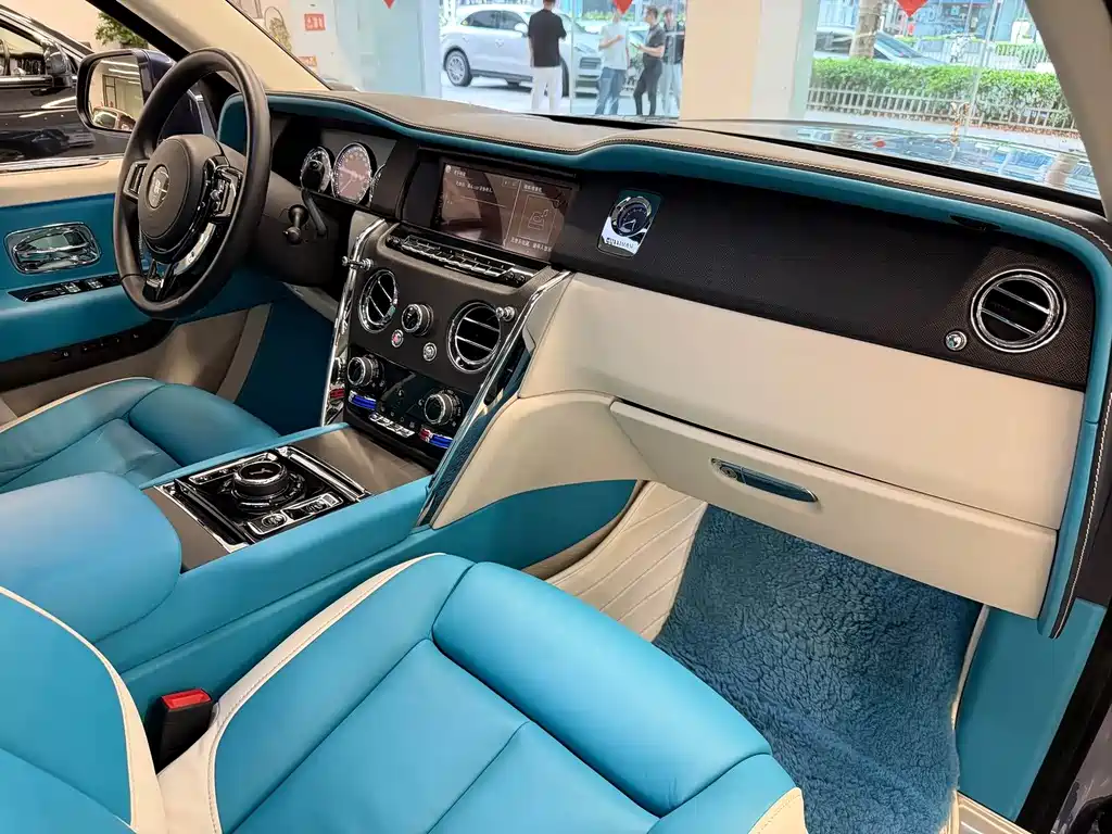 Cullinan 4-seat