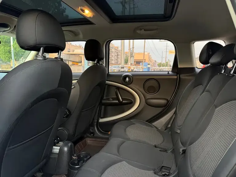 MINI COUNTRYMAN MINI COUNTRYMAN 2015款 1.6 T COOPER S ALL4 极致暗夜版