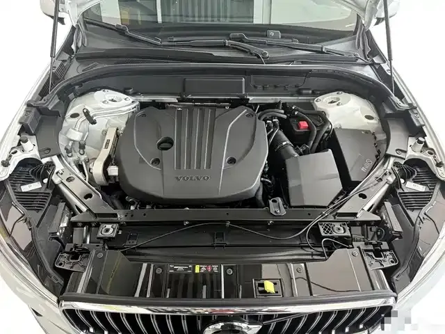 Volvo XC60 B5 4 WD Smart Ease Luxury
