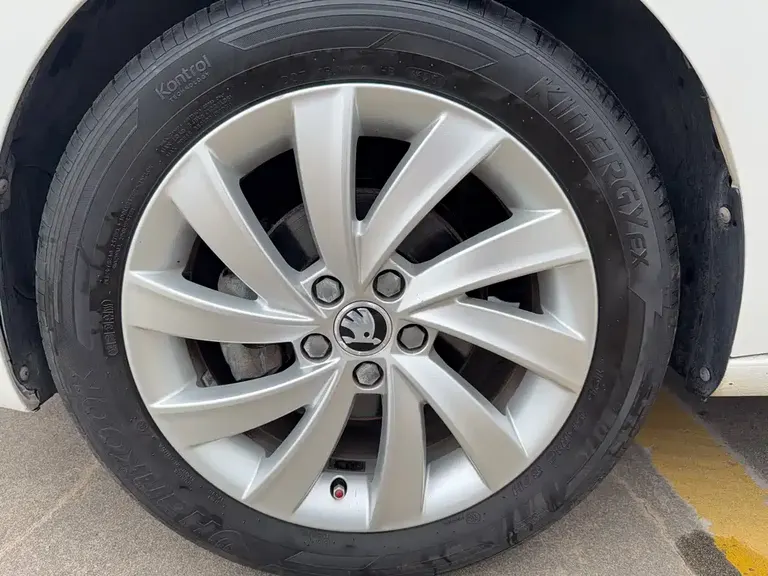 Skoda Rapid 1.6 L Auto Comfort