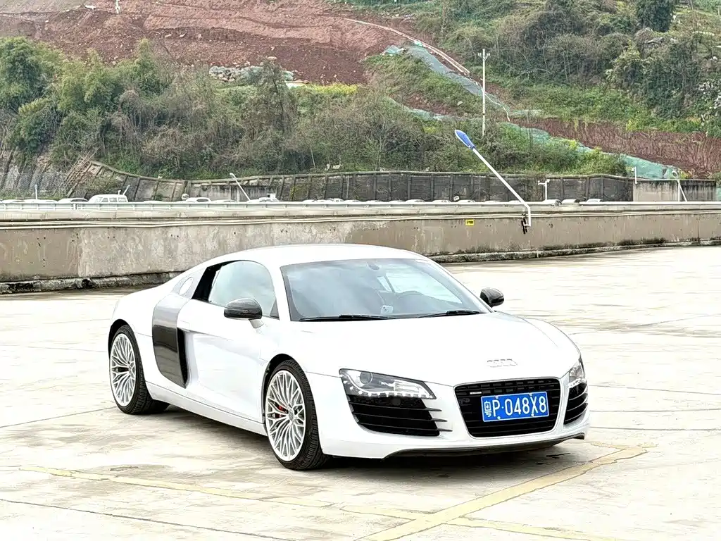 Audi R8 4.2 FSI quattro