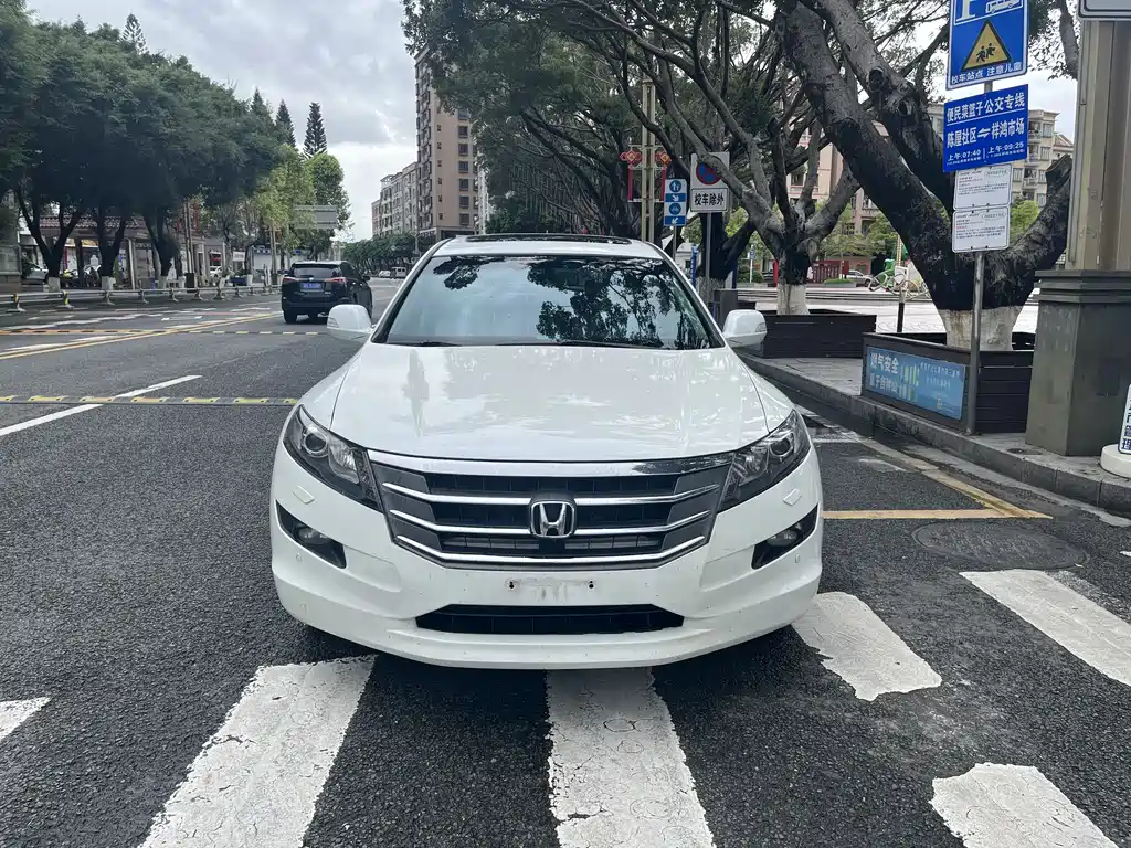 Crosstour 2.4 L Luxury