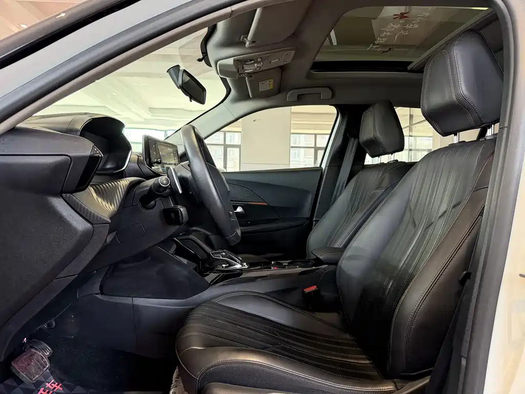 Peugeot 2008 2022 230 THP THE ONE