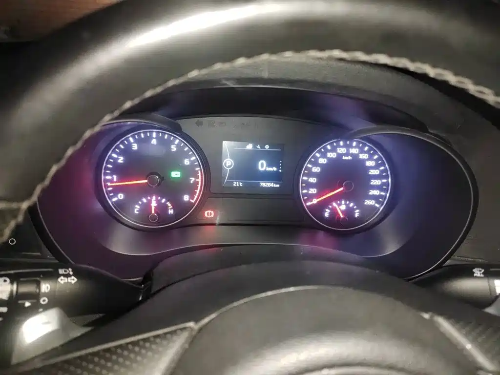 Kia K5 1.6 T Auto LUX