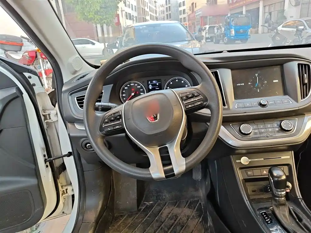 Roewe 360 PLUS 1.5 L Auto Premium