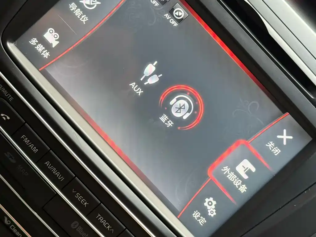Sorento 索兰托 2013款 2.2 T 5座柴油豪华版