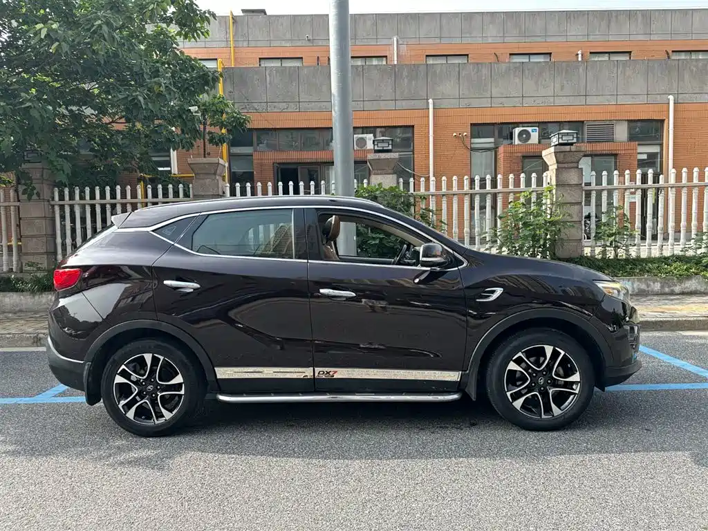Soueast DX7 1.5 T Manual Luxury