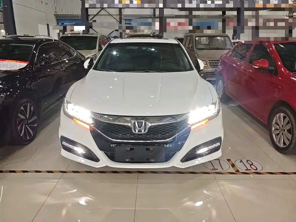 Spirior 2.4 L Luxury
