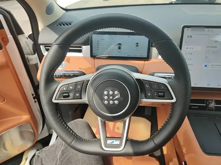 Landian E5 PLUS 蓝电E5 PLUS 2026款 165 km 长续航先享版Max 7座