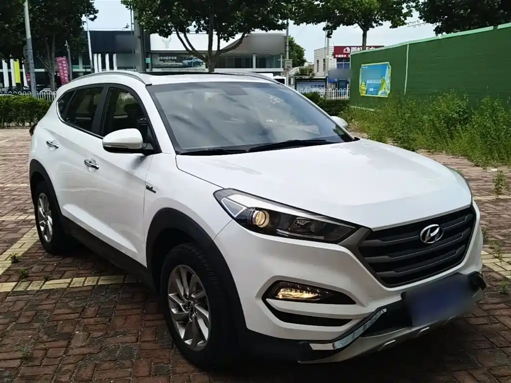 Tucson 1.6 T DCT 2 WD Intelligent