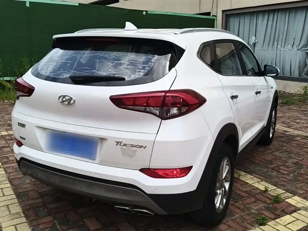 Tucson 1.6 T DCT 2 WD Intelligent
