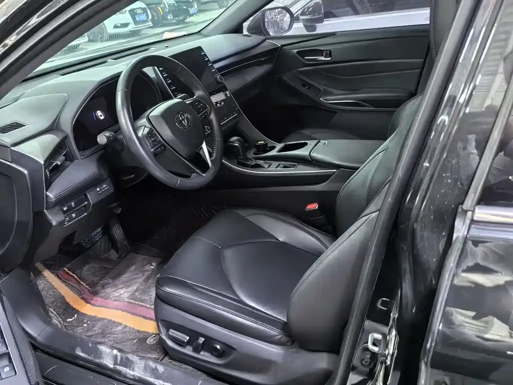 Avalon 2.0 L Luxury