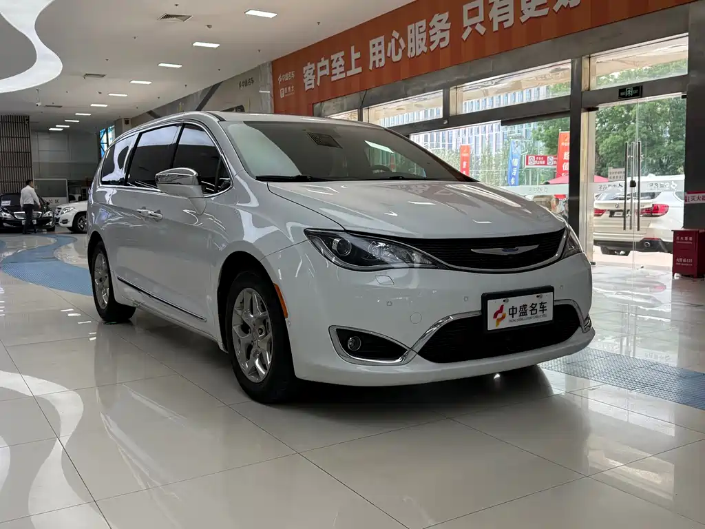 Pacifica (Import) 3.6 L Premium