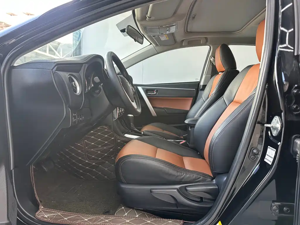 Levin Facelift 185 T CVT Elite CN-V