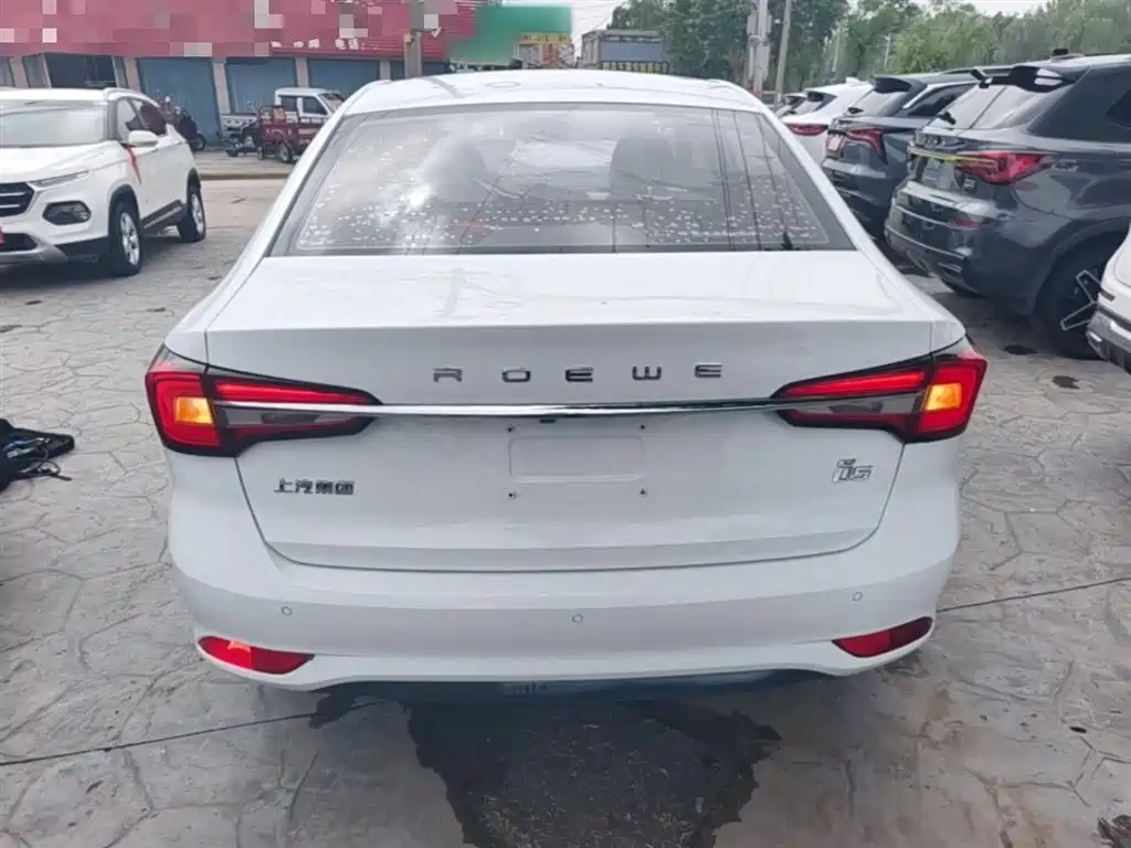 Roewe i5 1.5 L Auto 4 G Connected Bright Grand
