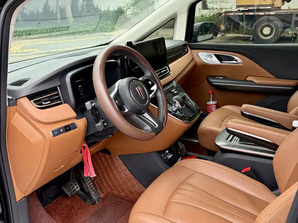 Hongqi HQ9 2.0 T Connected Flagship Joy