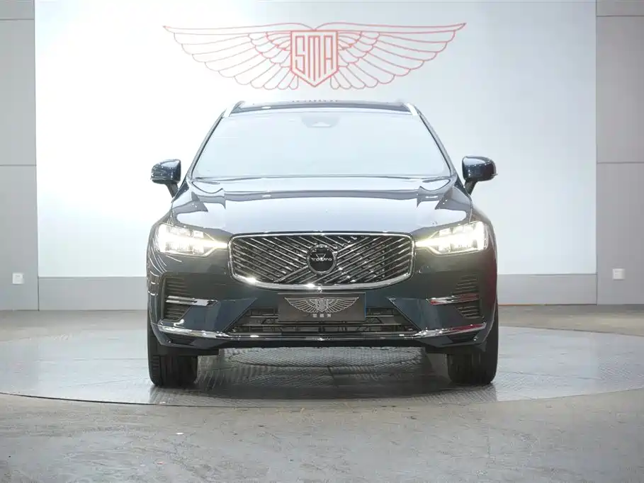 Volvo XC60 B5 4 WD Smart Vision Luxury