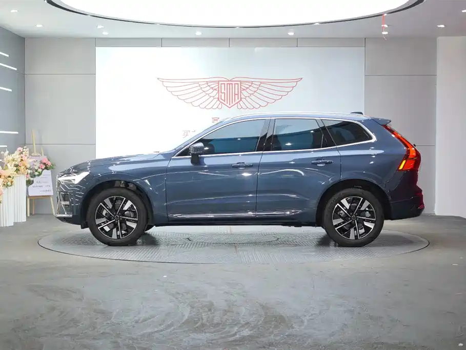 Volvo XC60 B5 4 WD Smart Vision Luxury