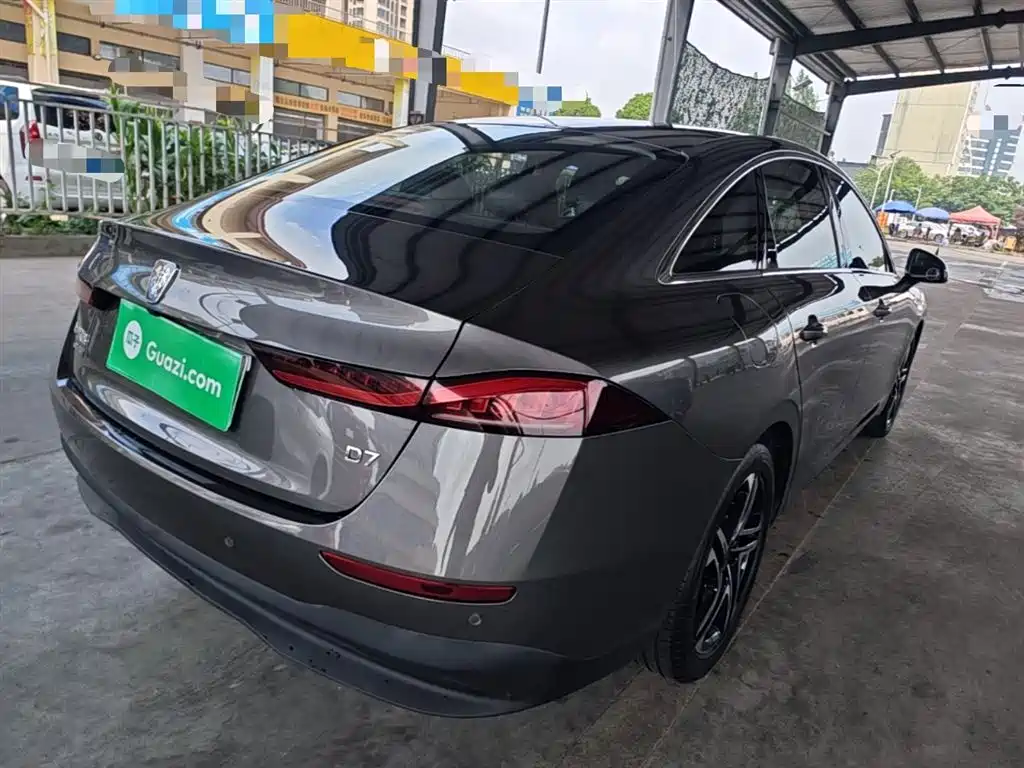 Roewe D7 DMH 125 km Transcend