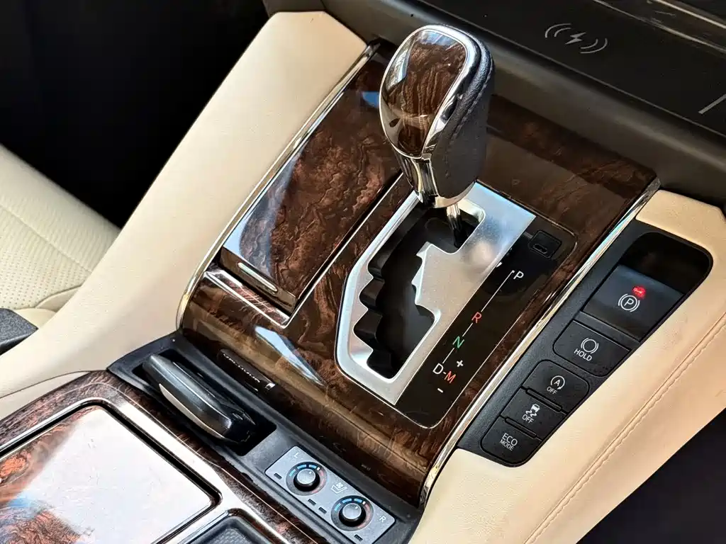 Alphard 3.5 L Luxury