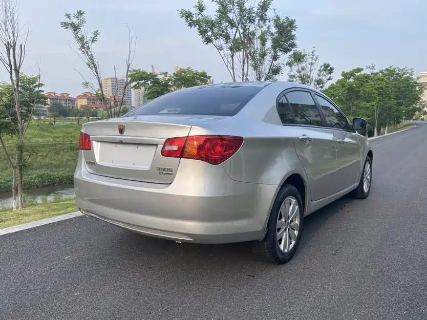 Roewe 350 1.5 L Auto Premium