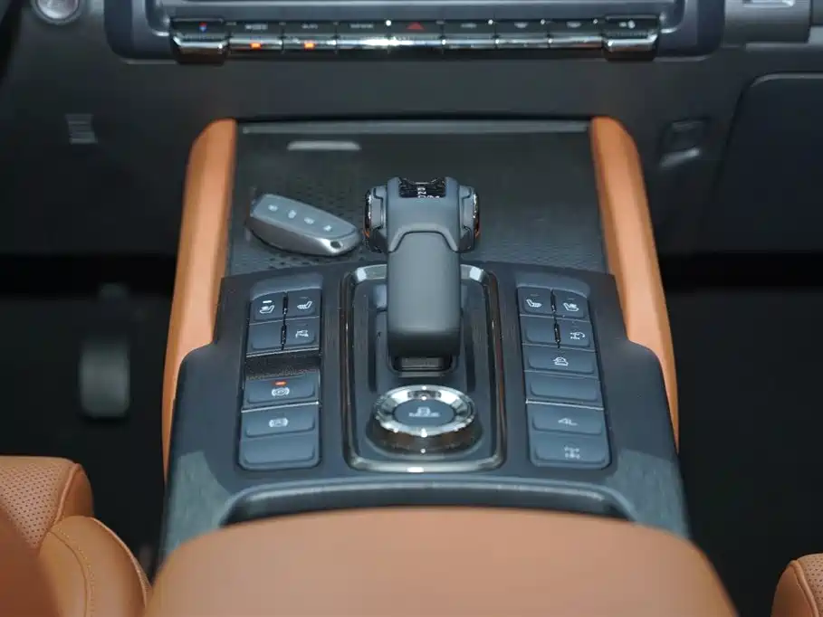 Haval H9 2.0 T Gasoline 4 WD Extreme Realm