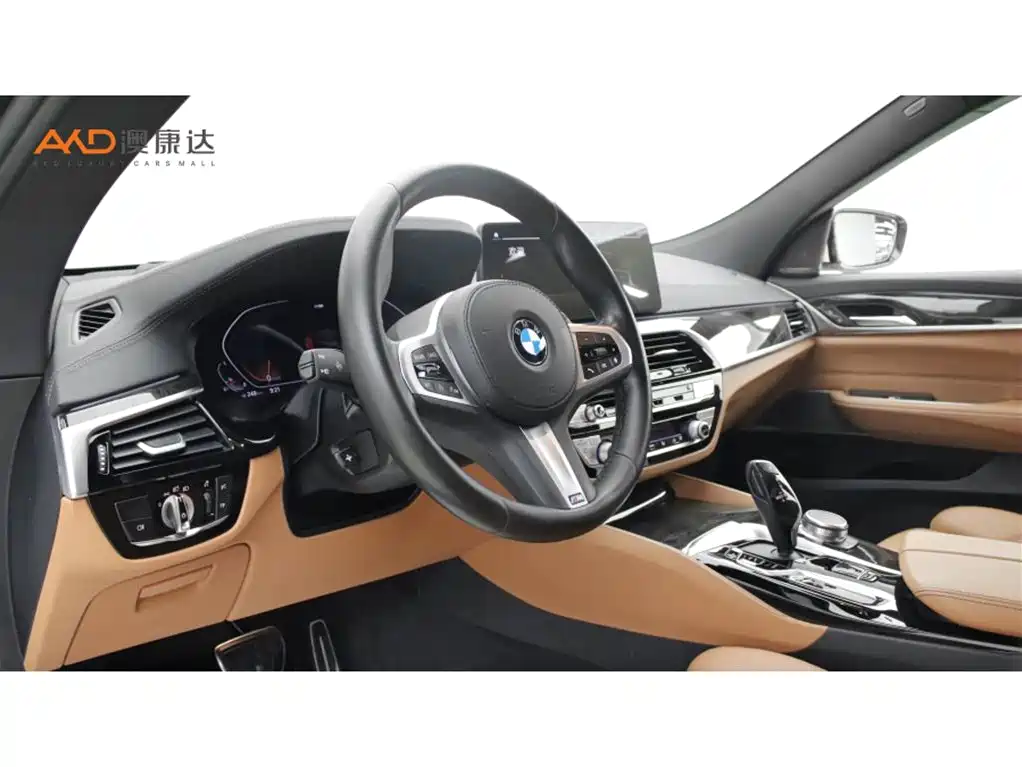 BMW 6 Series GT 宝马630 GT/2.0 T/21款/改款 M运动套装