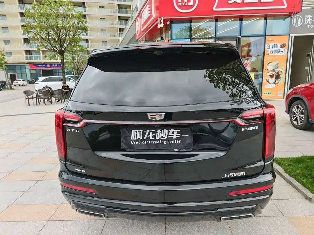 Cadillac XT6 2.0 T 7-seat 4 WD Luxury