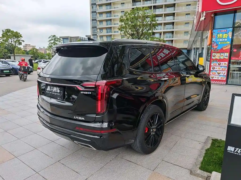 Cadillac XT6 2.0 T 7-seat 4 WD Luxury