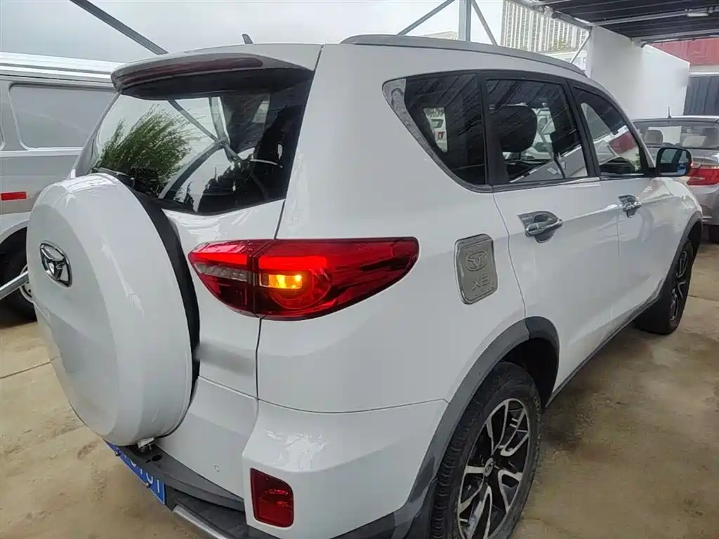 Cowin X3 凯翼X3 2019款 1.5 L 手动智享版