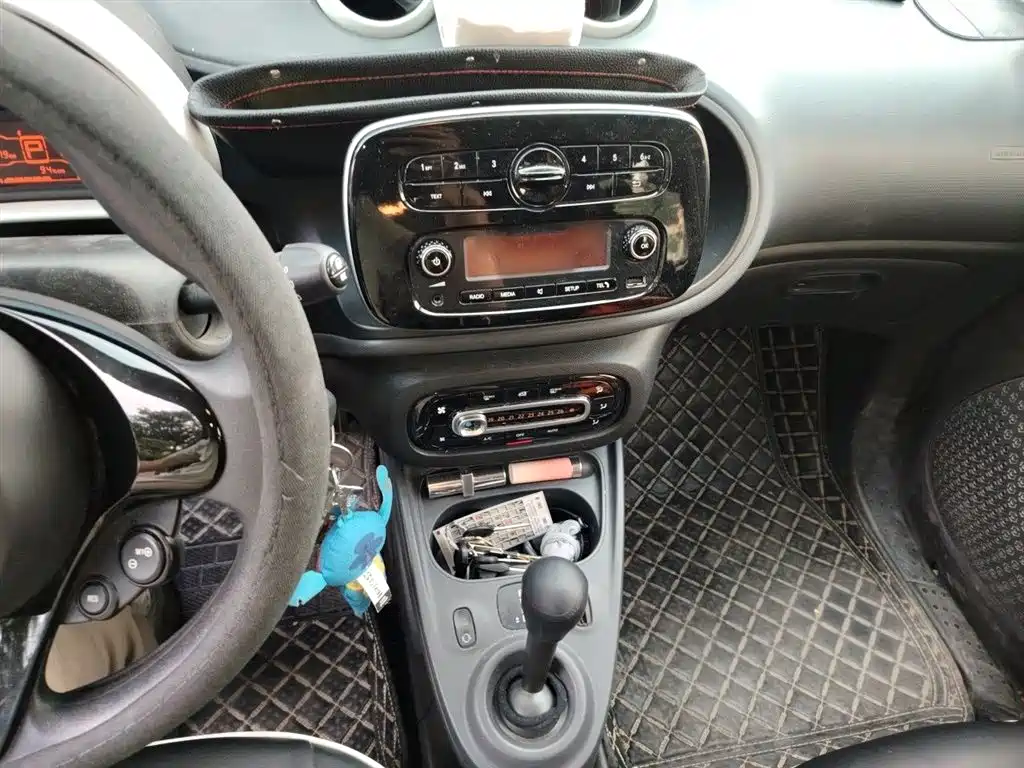 smart forfour 1.0 L 52 kW Agile