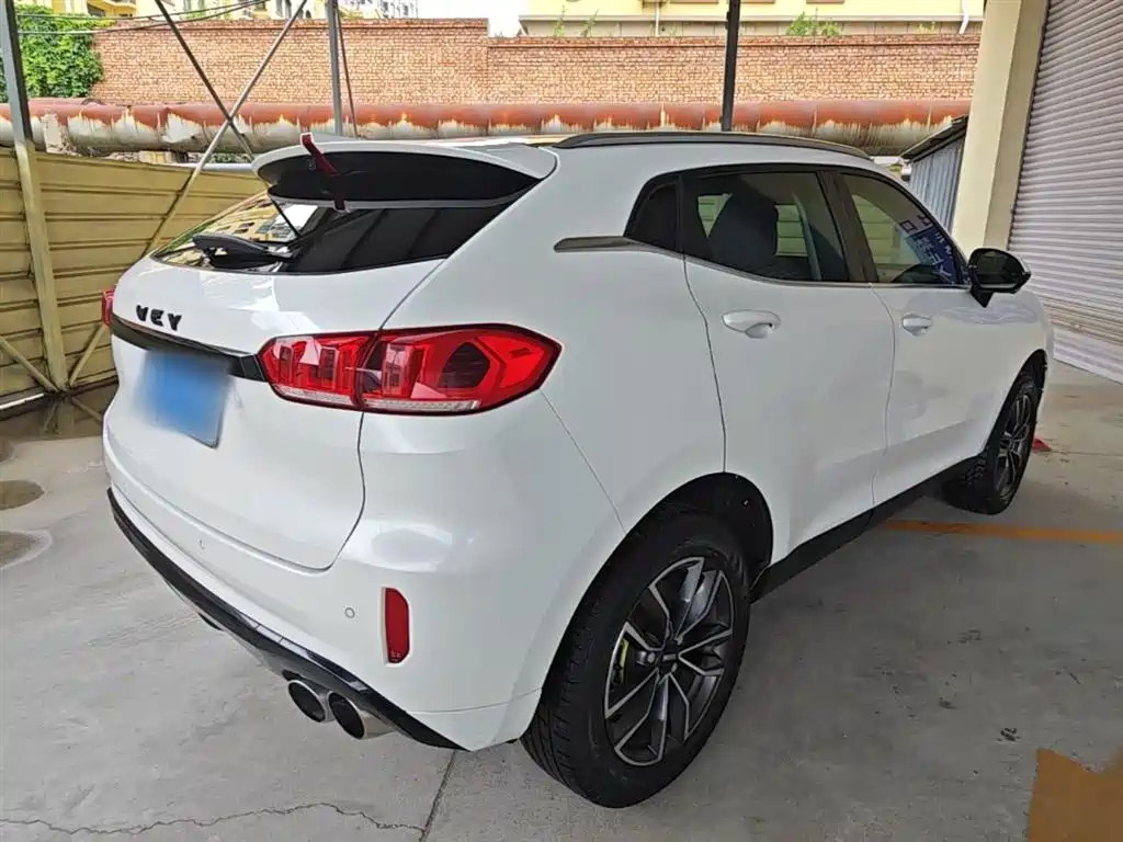 WEY VV5 1.5 T 2 WD Smart Pioneer