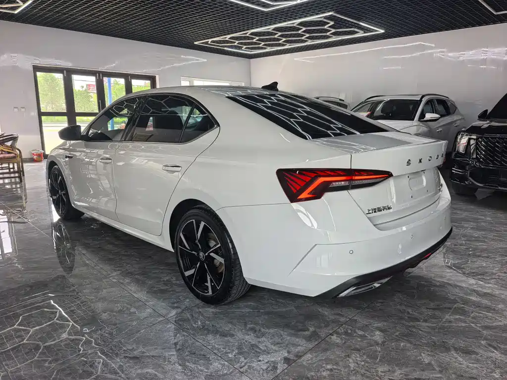 Octavia Facelift PRO TSI280 Premium