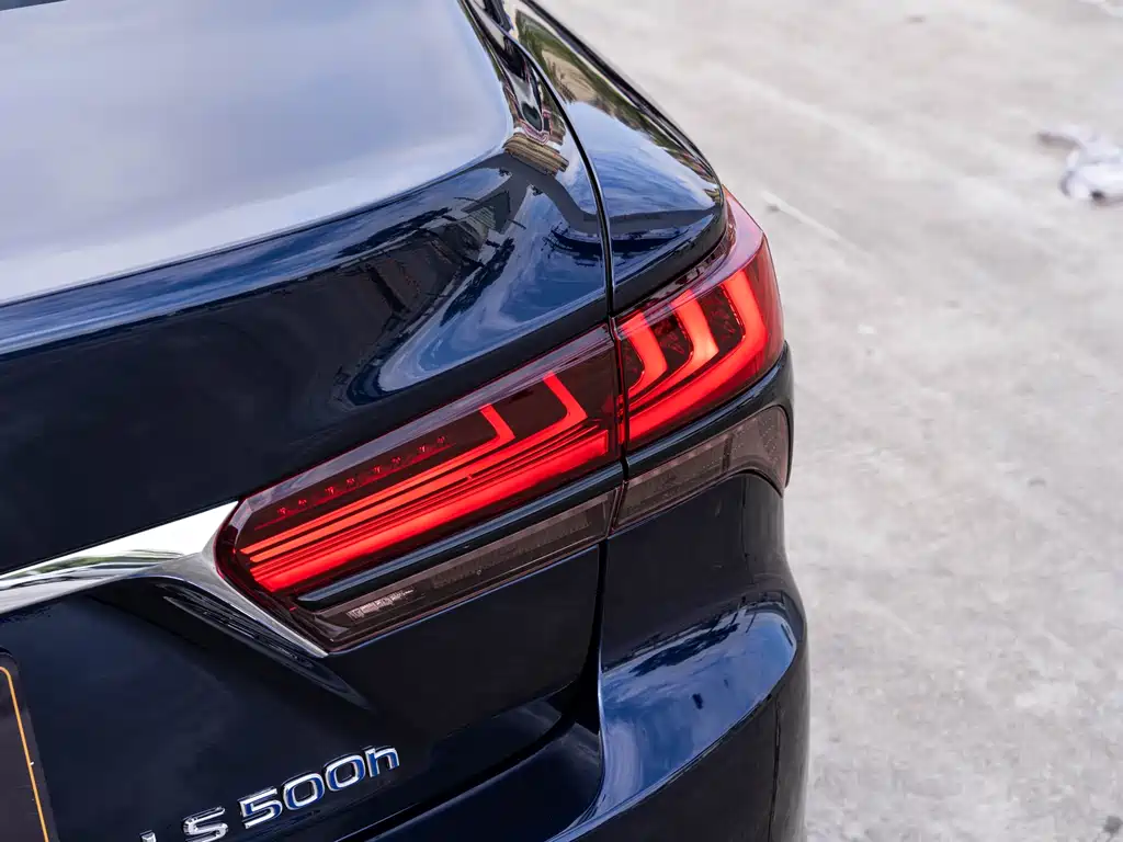 Lexus LS 500 h Executive