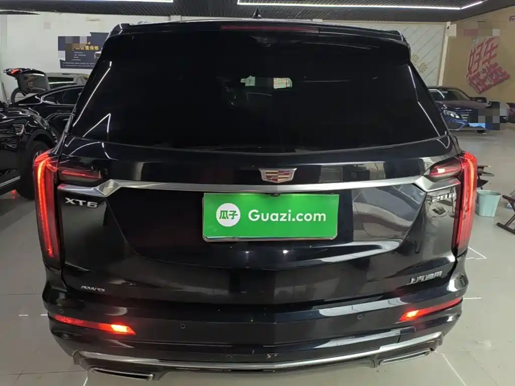 Cadillac XT6 凯迪拉克XT6 2022款 2.0 T 七座四驱豪华型标准版