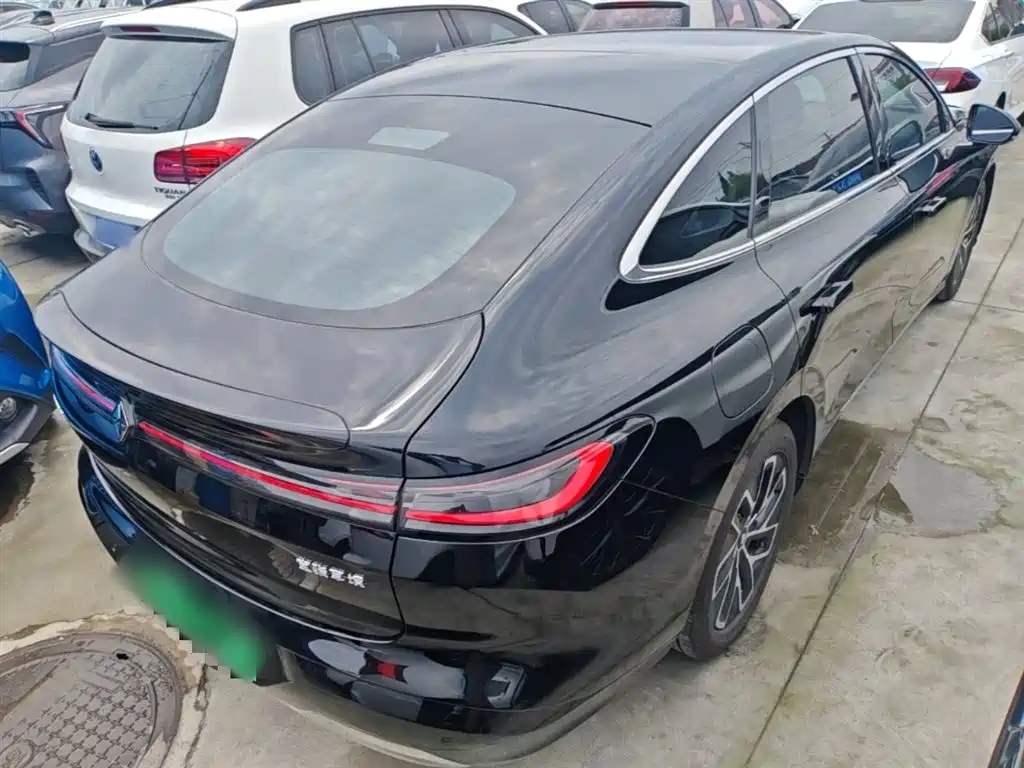 Baojun Xiangjing PHEV 140 km Standard