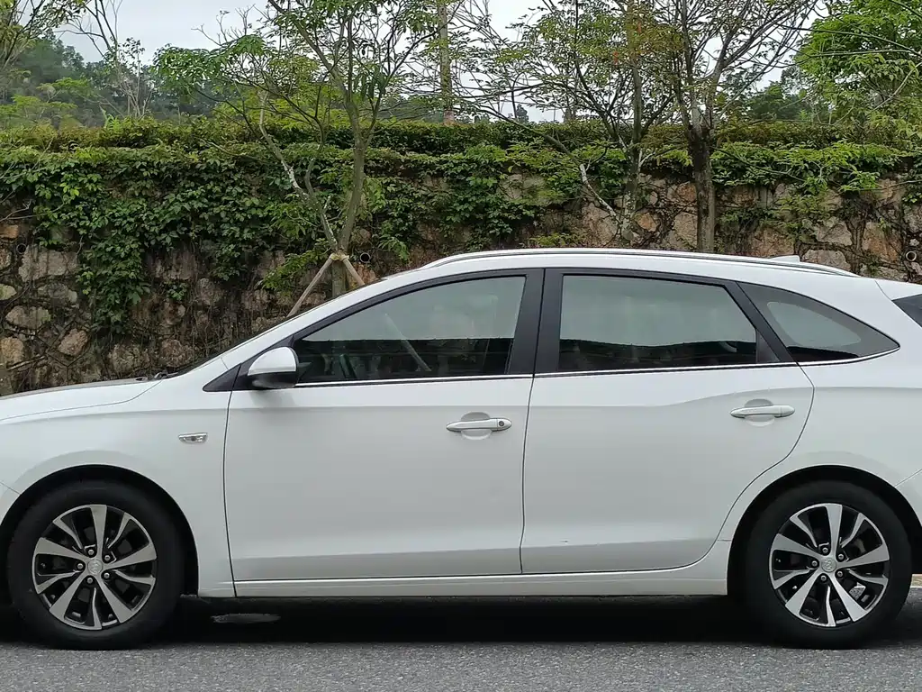 Excelle GX 18 T Auto Elite