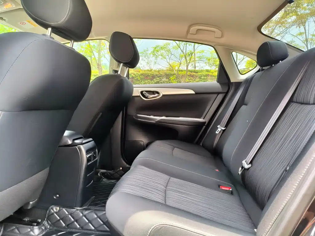 Sylphy Facelift Classic 1.6 XE CVT Comfort