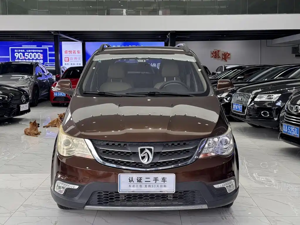 Baojun 730 1.5 L Manual Comfort 7-seat