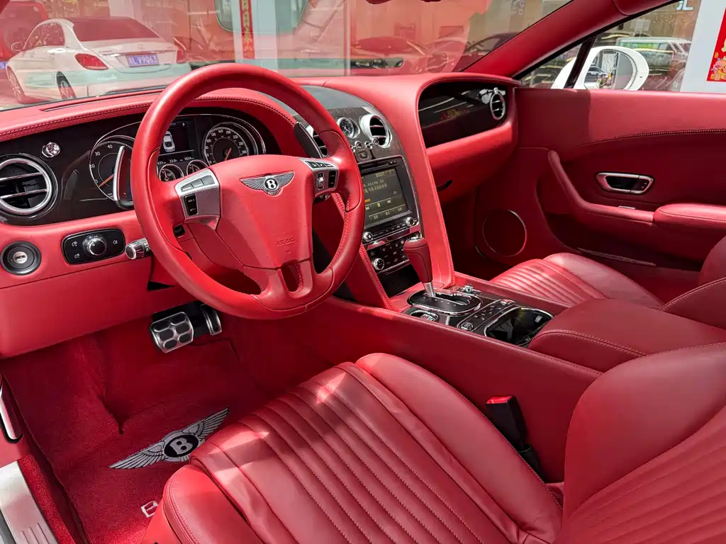 Continental GT 4.0 T GT V8 Standard