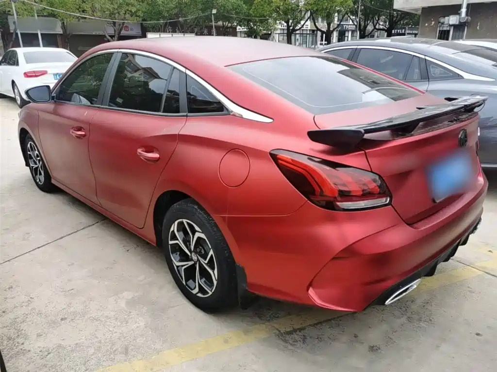 MG5 180 DVVT CVT Youth Luxury