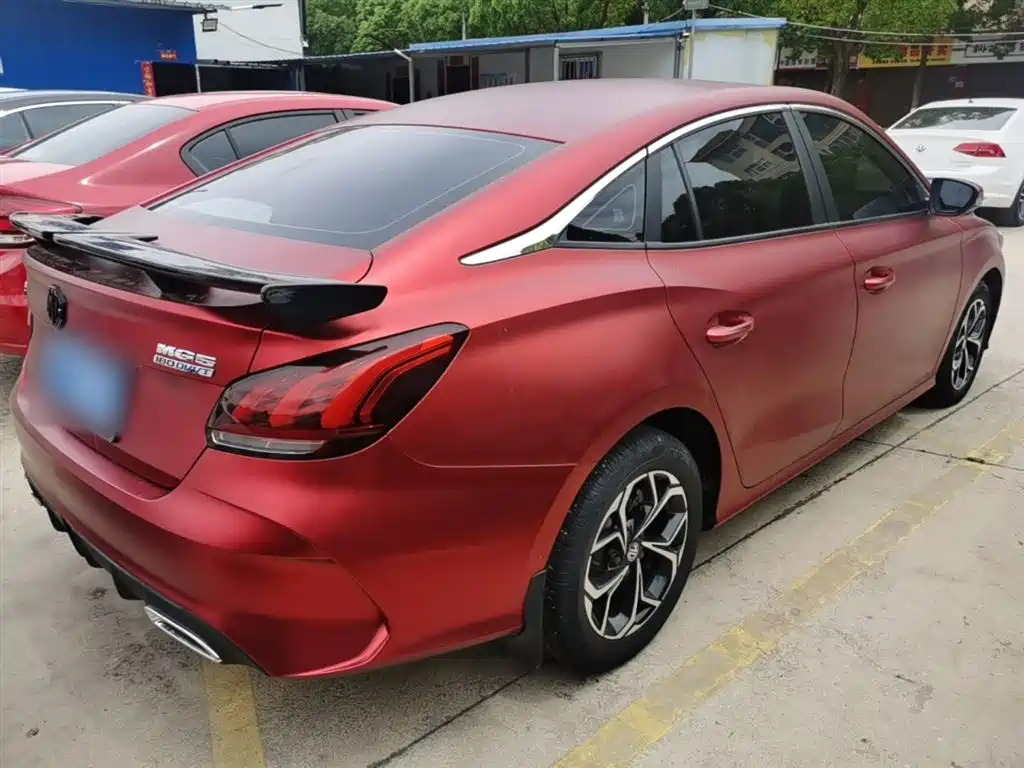 MG5 180 DVVT CVT Youth Luxury