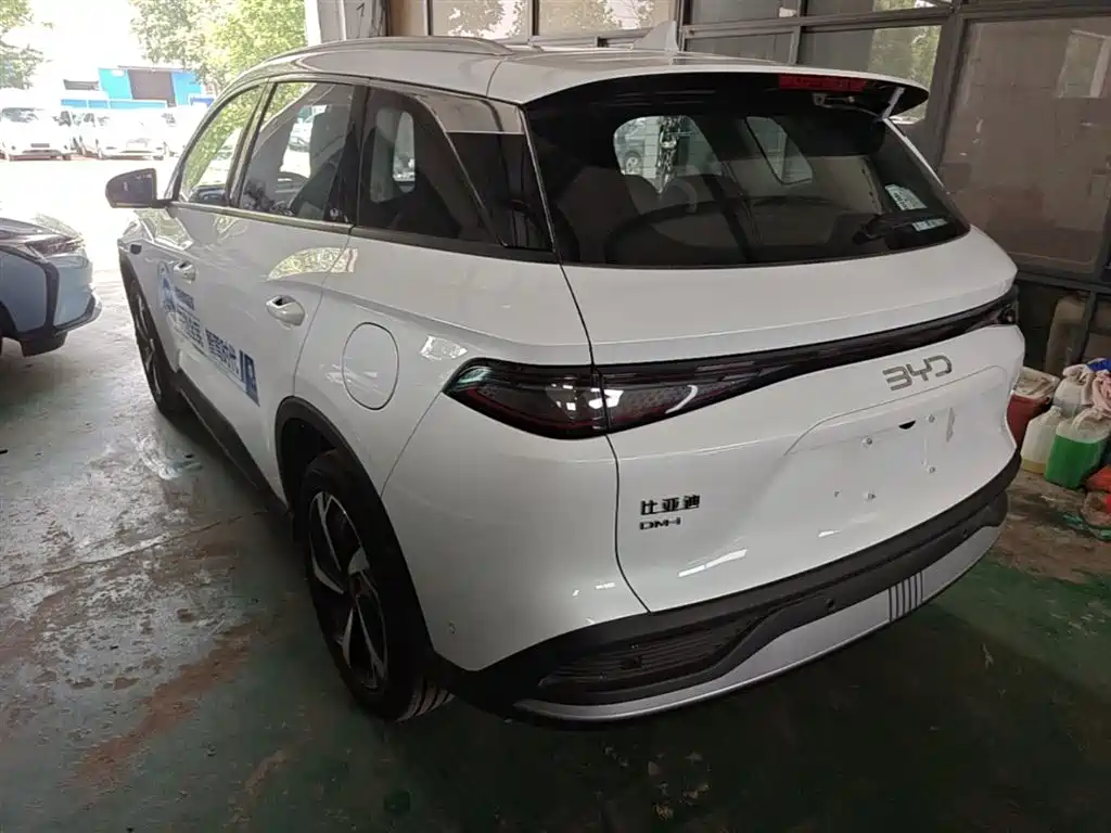 Seal 05 DM-i DM-i Smart Drive 115 KM Flagship