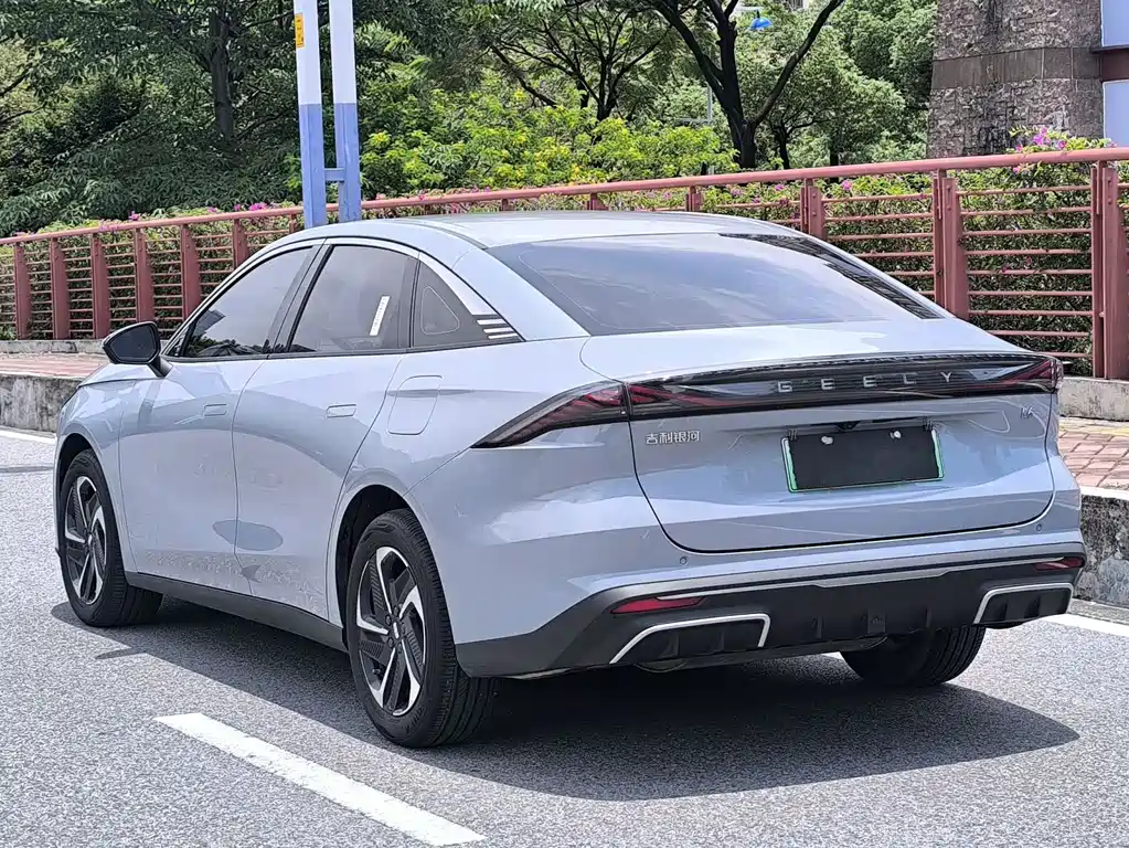 Galaxy L6 125 km PLUS Dragon