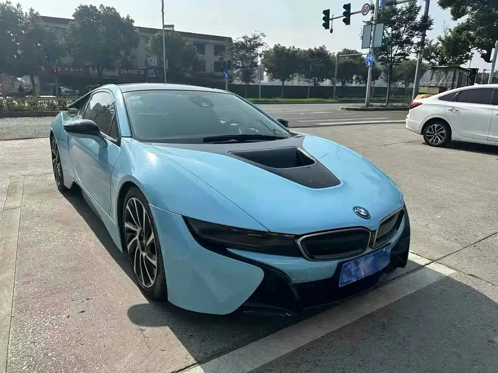 BMW i8 Standard