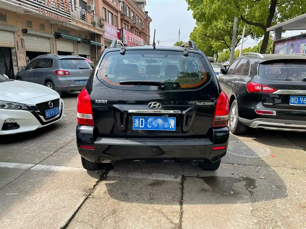 Tucson 2.0 L Auto 2 WD Comfort