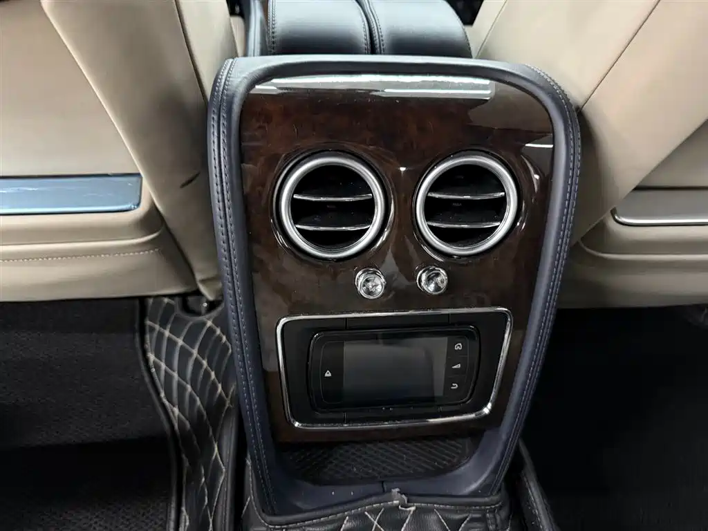 Flying Spur 4.0 T V8 Standard